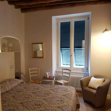 Bellambra Pensión 3*